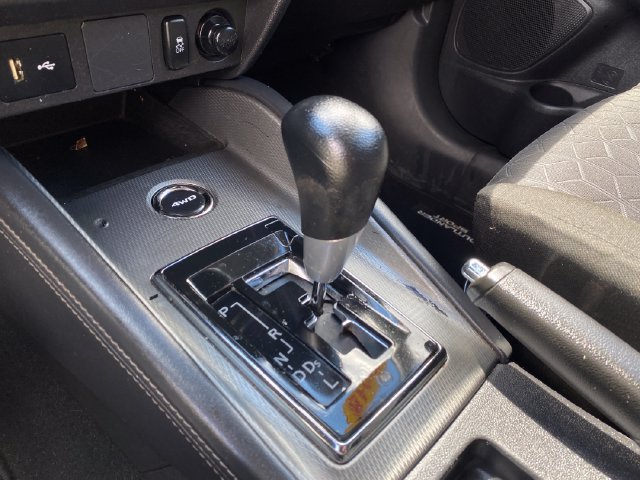Used 2022 Mitsubishi Outlander Sport SE AWD/4WD image 11