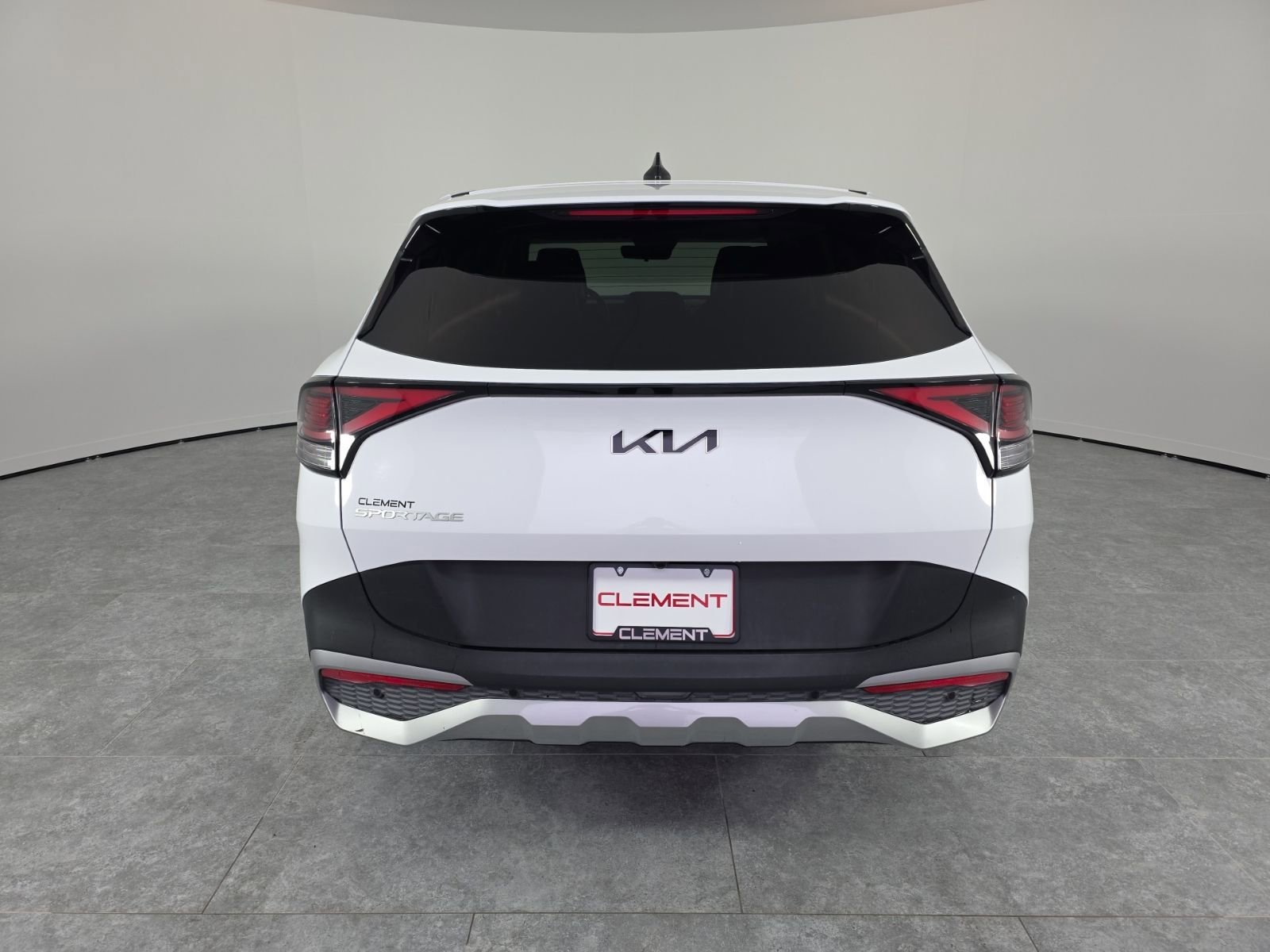 Used 2023 Kia Sportage EX image 7