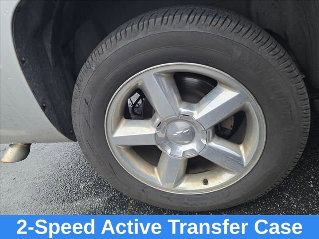 Used 2013 Chevrolet Avalanche LTZ image 20