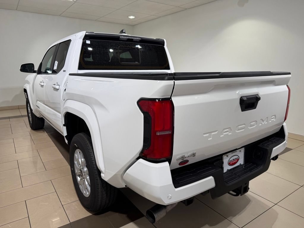 New 2026 Toyota Tacoma SR5 AWD/4WD image 3