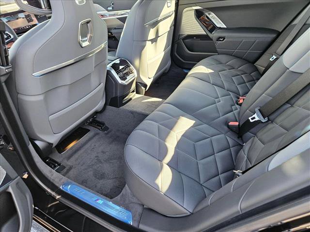 New 2026 BMW 740i w/ Premium Package RWD image 15