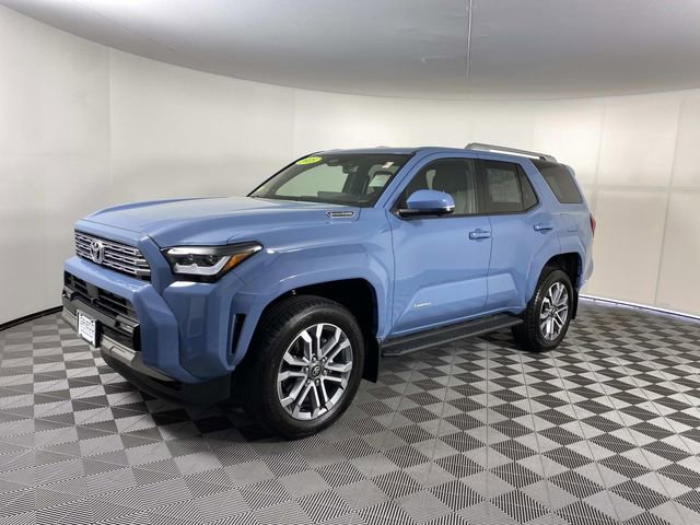 Used 2025 Toyota 4Runner Limited AWD/4WD image 4