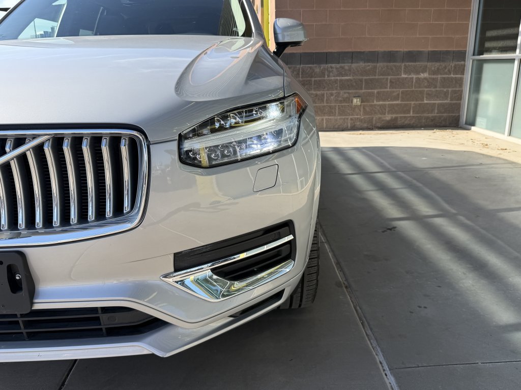 Used 2024 Volvo XC90 T8 Plus w/ Protection Package Premier AWD/4WD image 11