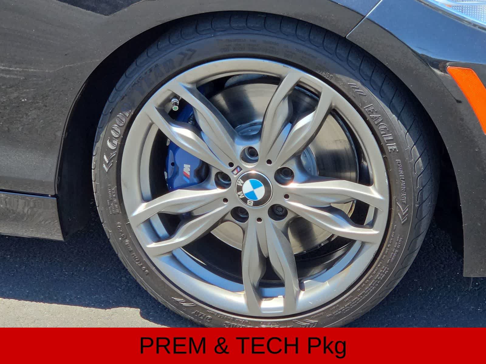 Used 2015 BMW M235i Convertible RWD image 12