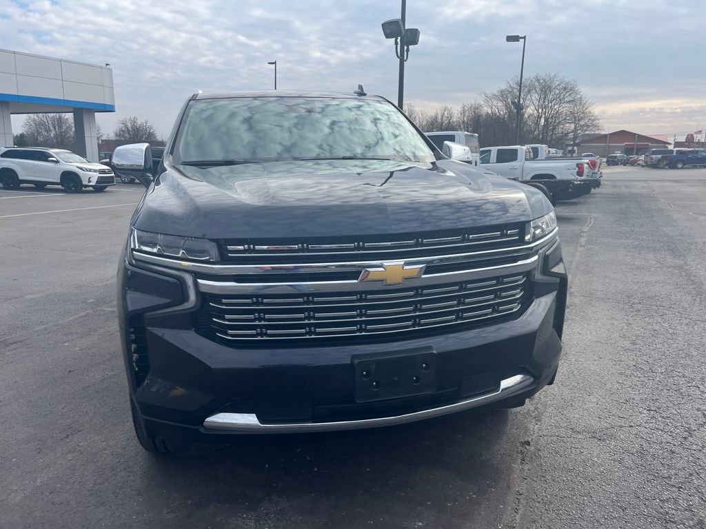 Used 2023 Chevrolet Suburban Premier image 8