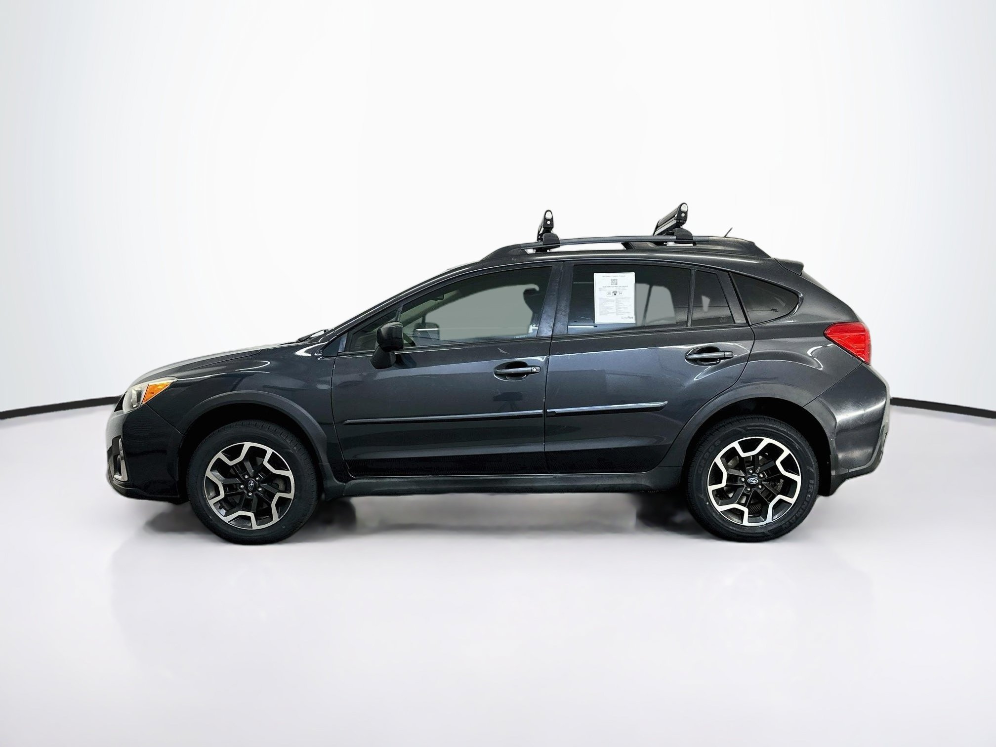 Used 2016 Subaru Crosstrek 2.0i Premium w/ Popular Package #1 AWD/4WD image 4
