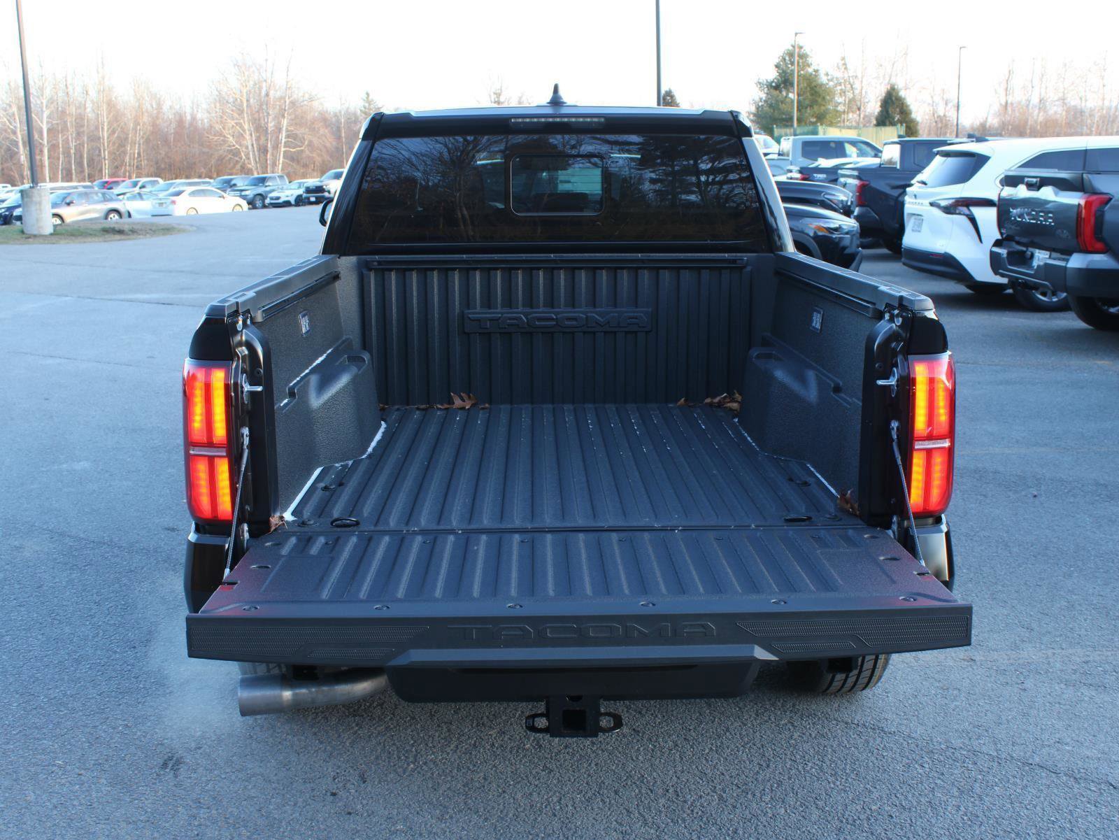 New 2025 Toyota Tacoma SR5 image 7