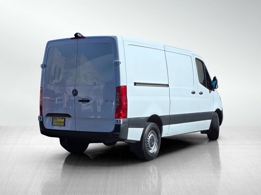 Used 2023 Mercedes-Benz Sprinter 144 Cargo image 4