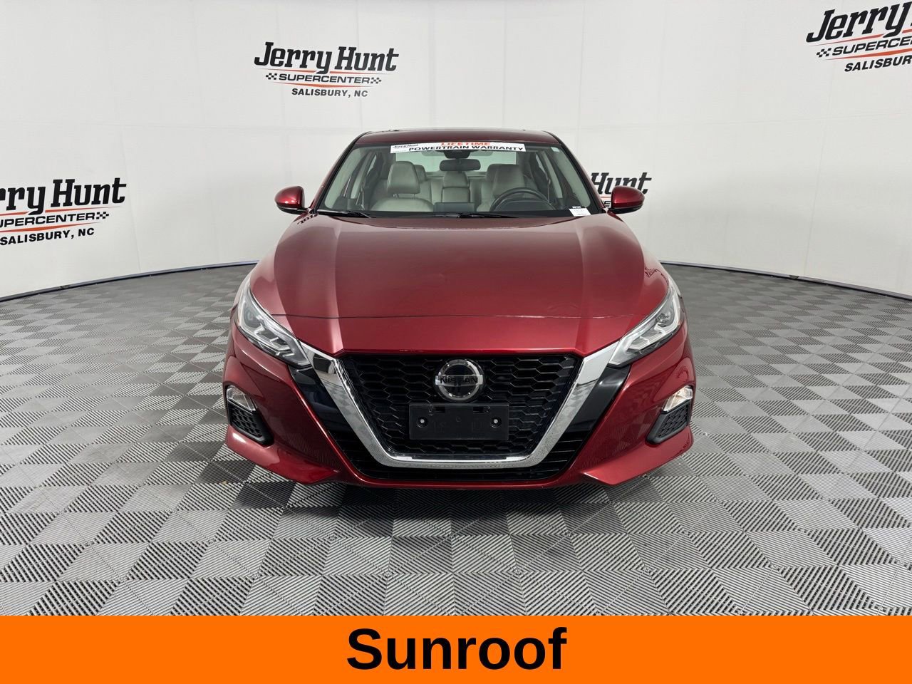 Used 2022 Nissan Altima 2.5 SV w/ SV Premium Package image 5