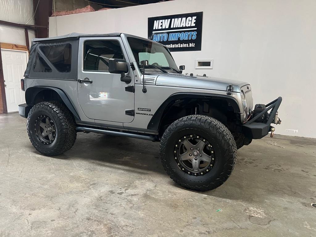 Used 2014 Jeep Wrangler Sport w/ Quick Order Package 23S AWD/4WD image 3