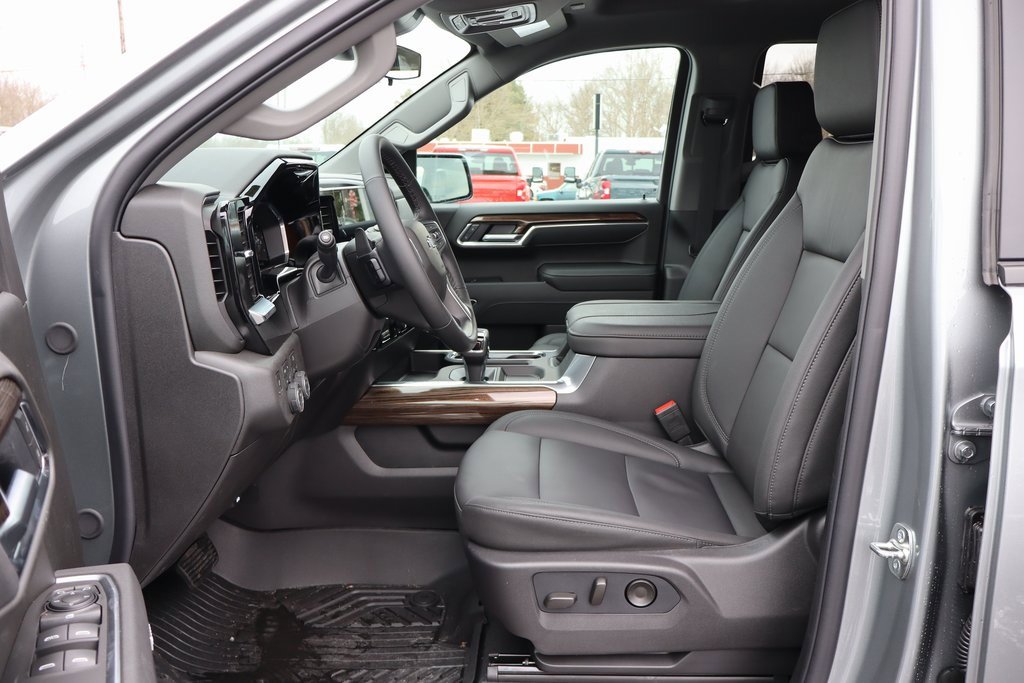 New 2026 Chevrolet Silverado 1500 LT Trail Boss w/ Convenience Package II image 4