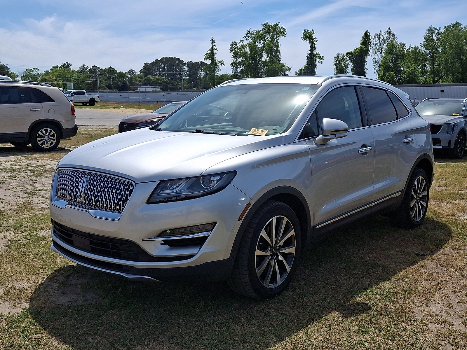 Used 2019 Lincoln MKC Reserve image 3