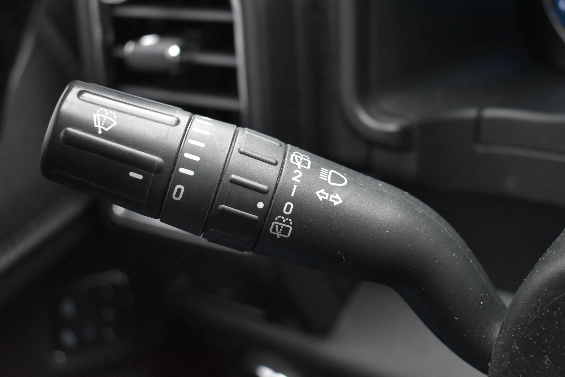 Used 2018 Ford Expedition Limited image 23