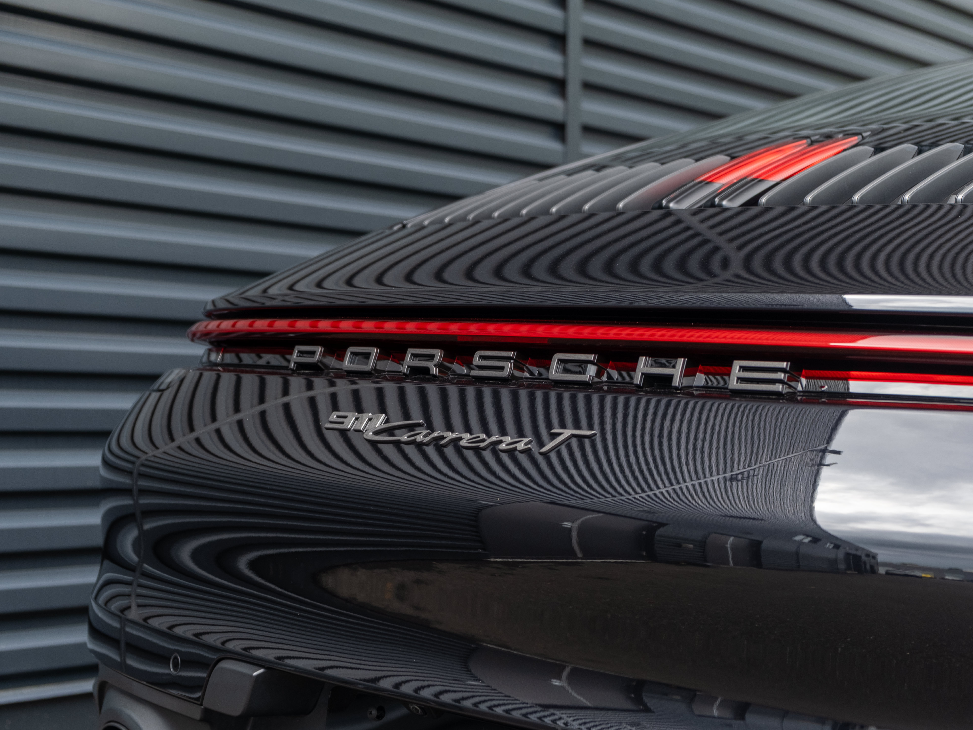 Certified 2024 Porsche 911 Carrera T RWD image 19