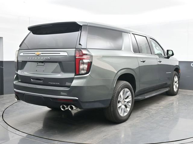 Used 2023 Chevrolet Suburban Premier image 14