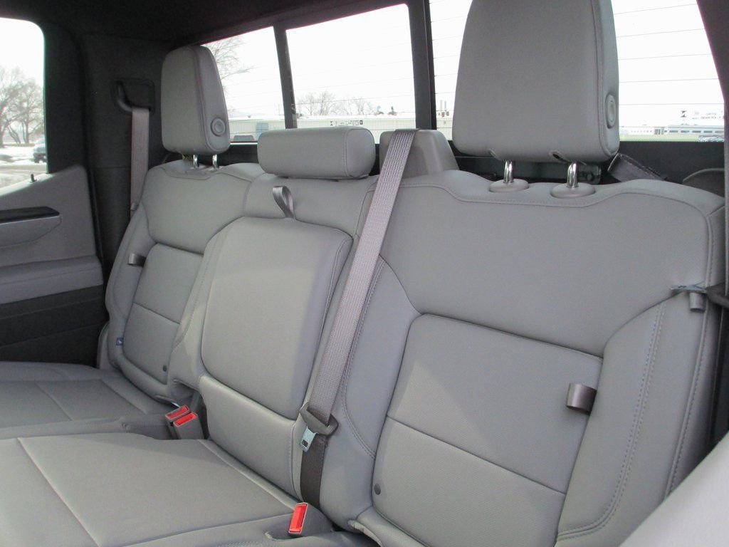 New 2026 GMC Sierra 1500 SLT w/ SLT Premium Plus Package image 12