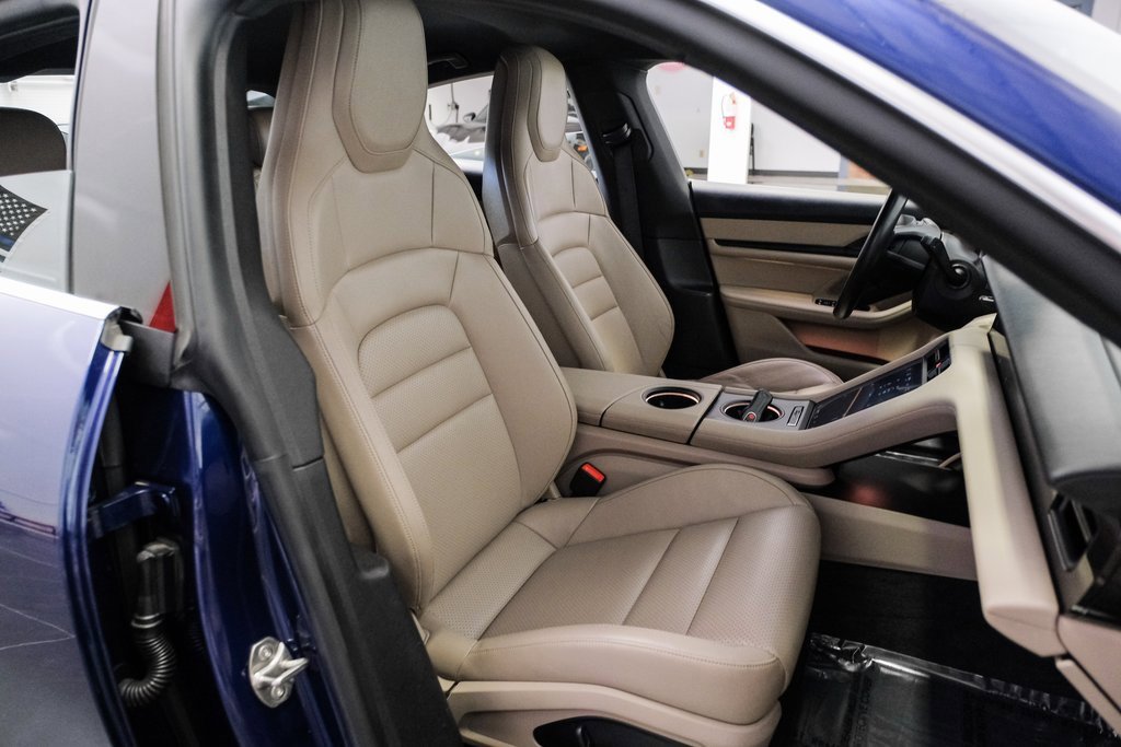 Used 2022 Porsche Taycan 4S image 32