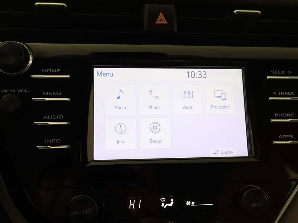 Used 2018 Toyota Camry SE image 40