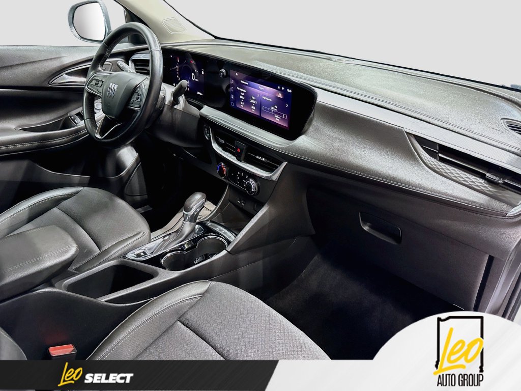 Used 2024 Buick Encore GX Preferred FWD image 28