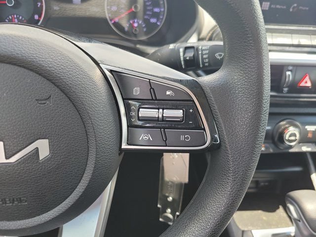Used 2023 Kia Forte LXS w/ LXS Technology Package FWD image 17