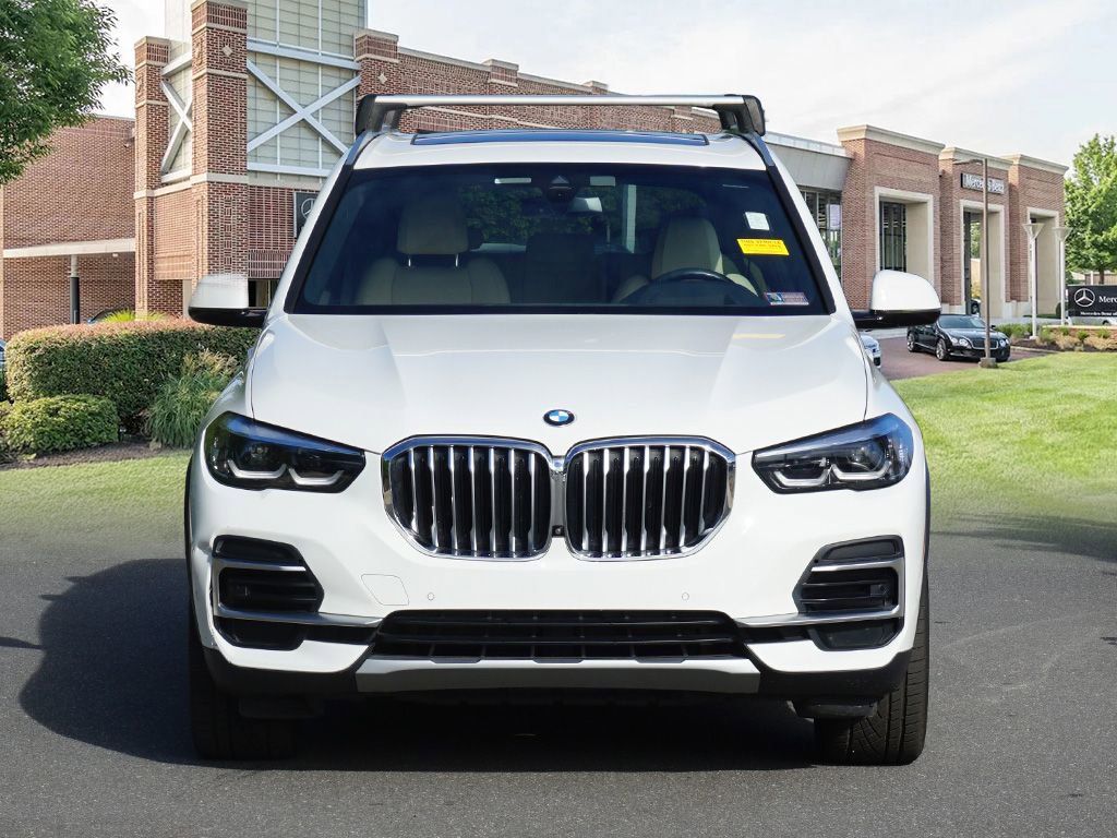 Used 2022 BMW X5 sDrive40i w/ Premium Package image 2