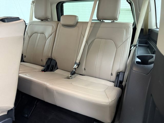Used 2022 Ford Expedition Max Limited RWD image 34