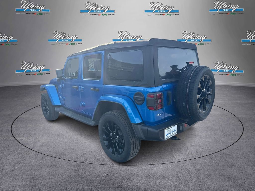 Used 2021 Jeep Wrangler Unlimited Sahara w/ Cold Weather Group image 5