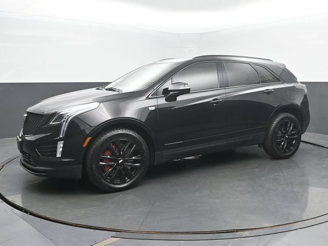 Used 2022 Cadillac XT5 Sportv w/ LPO, ONYX Package AWD/4WD image 2