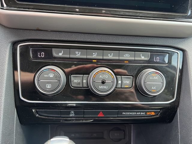 Used 2023 Volkswagen Atlas SEL AWD/4WD image 20
