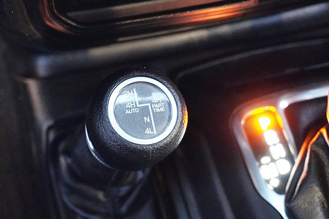 Used 2023 Jeep Wrangler Unlimited AWD/4WD image 43