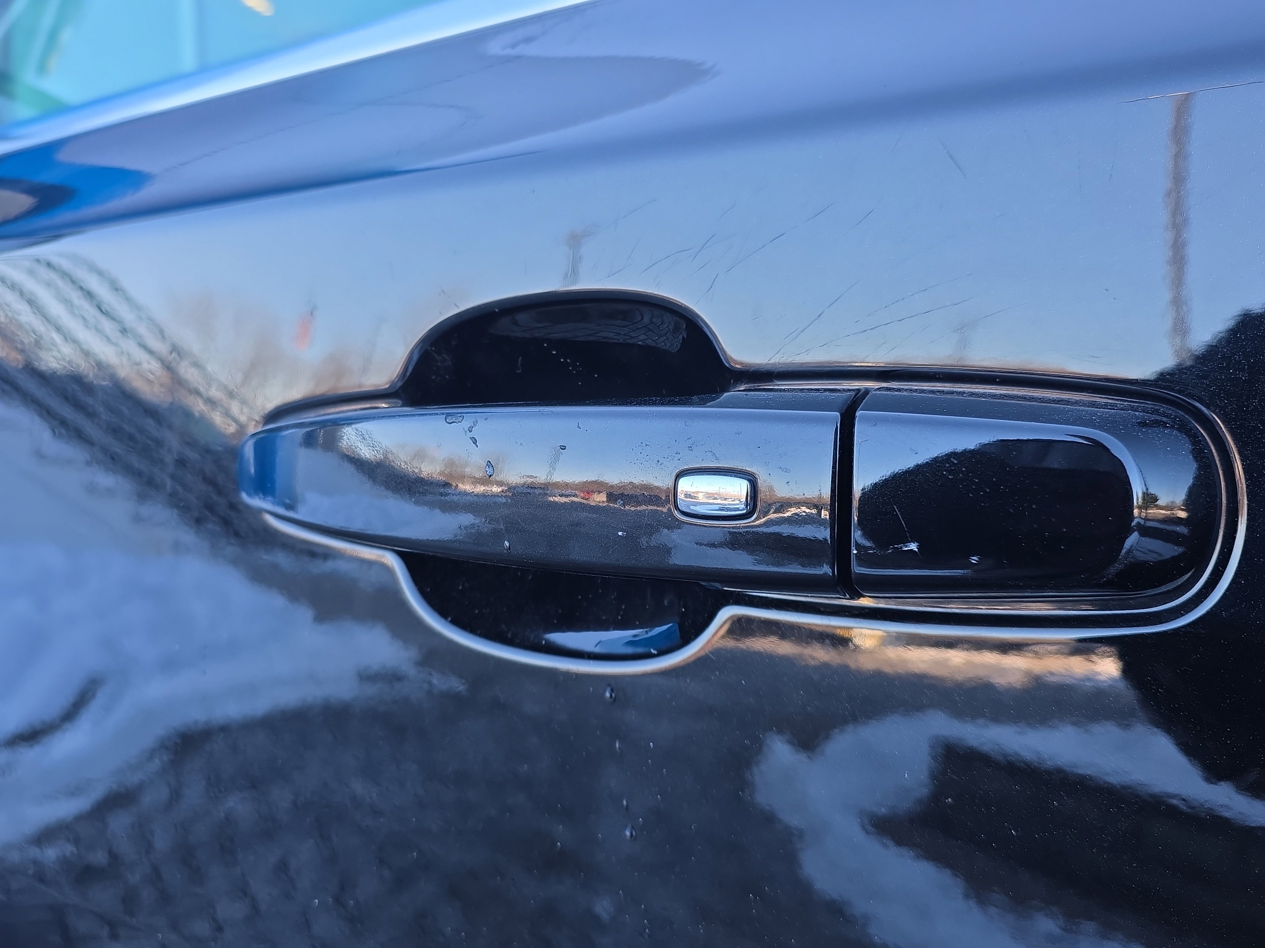 Used 2023 Chevrolet Traverse LT image 13