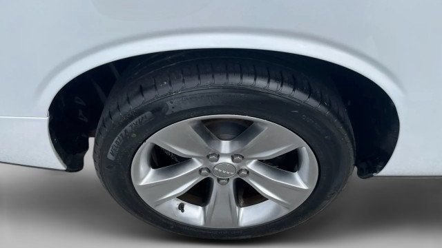 Used 2021 Dodge Challenger SXT RWD image 12