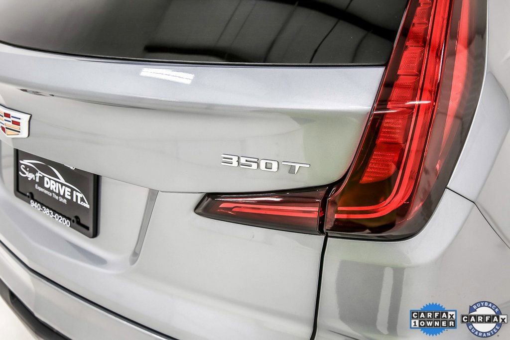 Used 2024 Cadillac XT4 Premium Luxury image 7