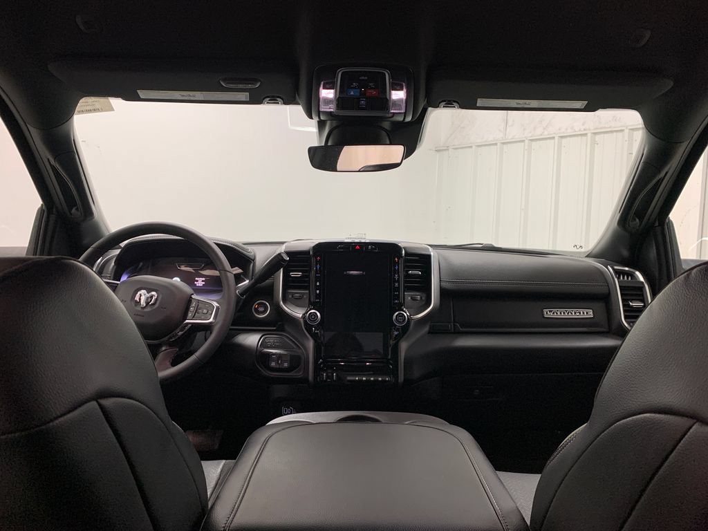 Used 2026 RAM 2500 Laramie AWD/4WD image 18