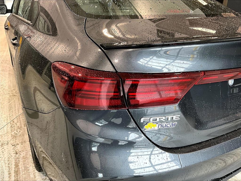Used 2023 Kia Forte GT-Line w/ GT-Line Premium Package image 27