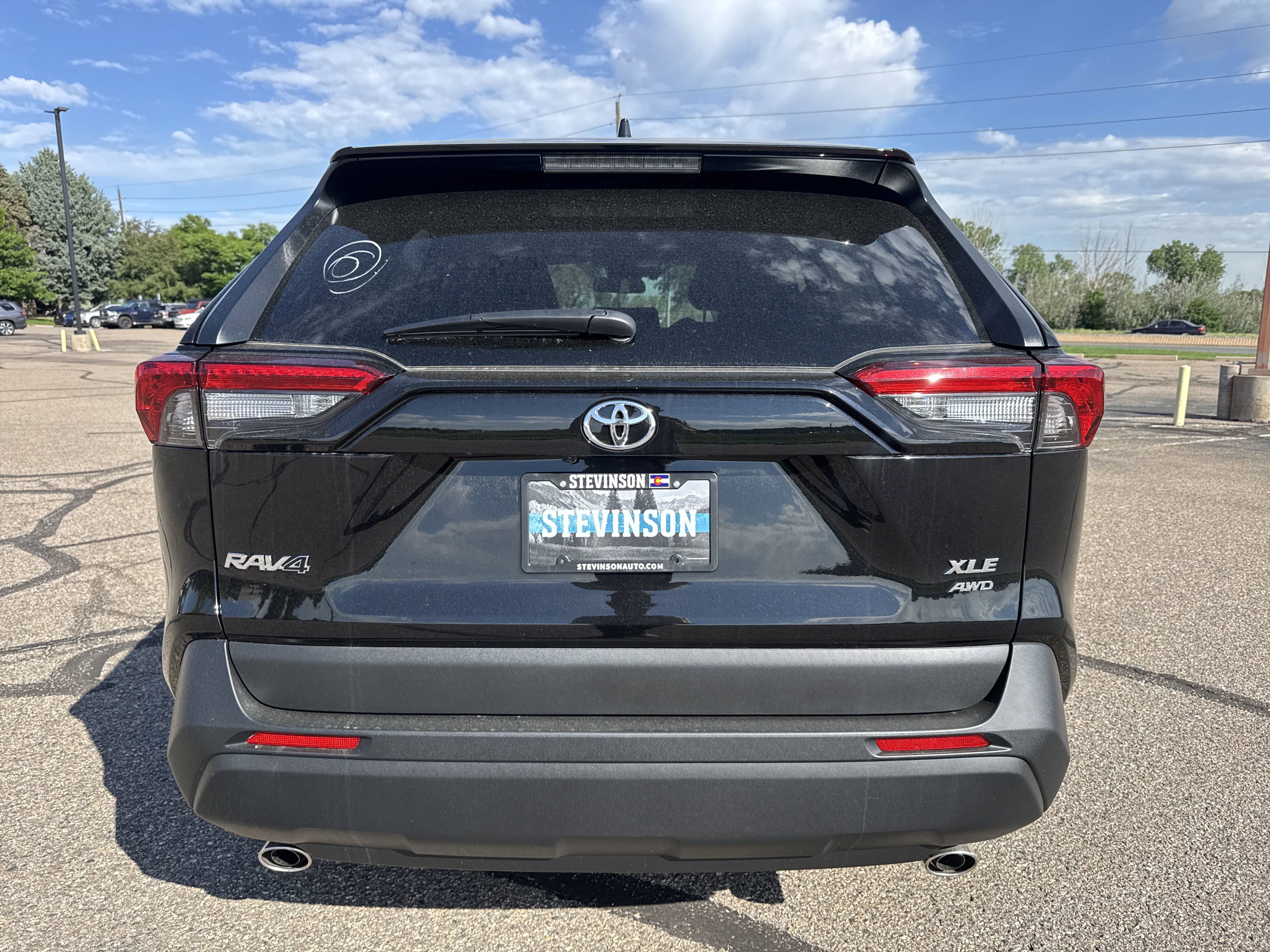 New 2025 Toyota RAV4 XLE image 4