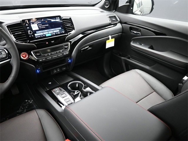 New 2026 Honda Ridgeline Black Edition image 10