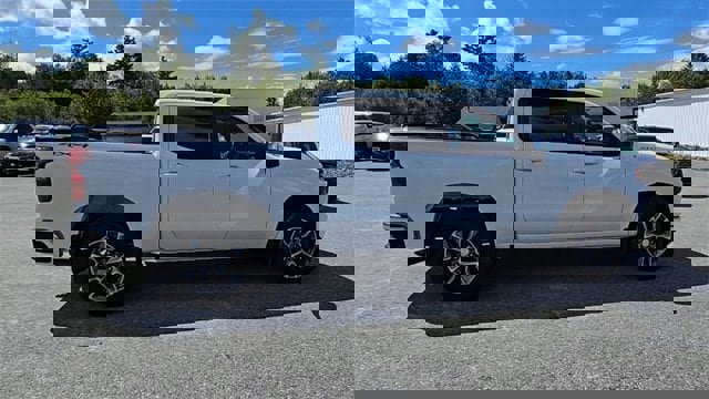 New 2026 Chevrolet Silverado 1500 LT image 9