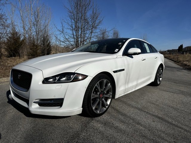 Used 2019 Jaguar XJ R-Sport image 1