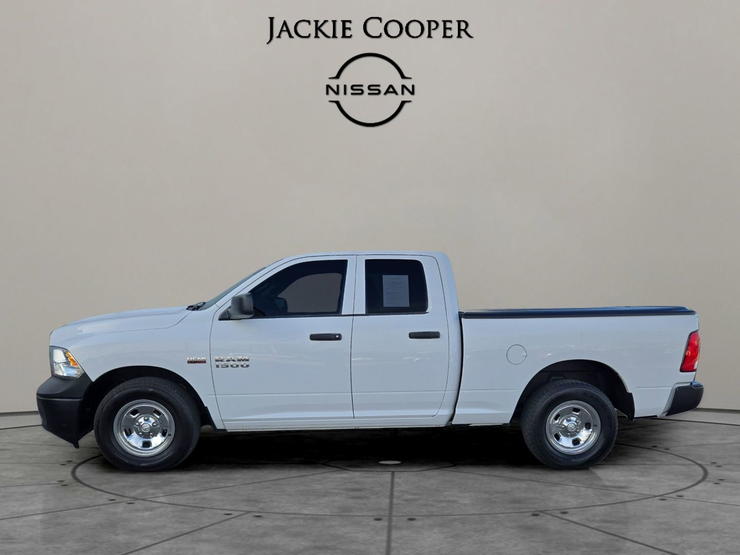 Used 2018 RAM 1500 Tradesman image 2