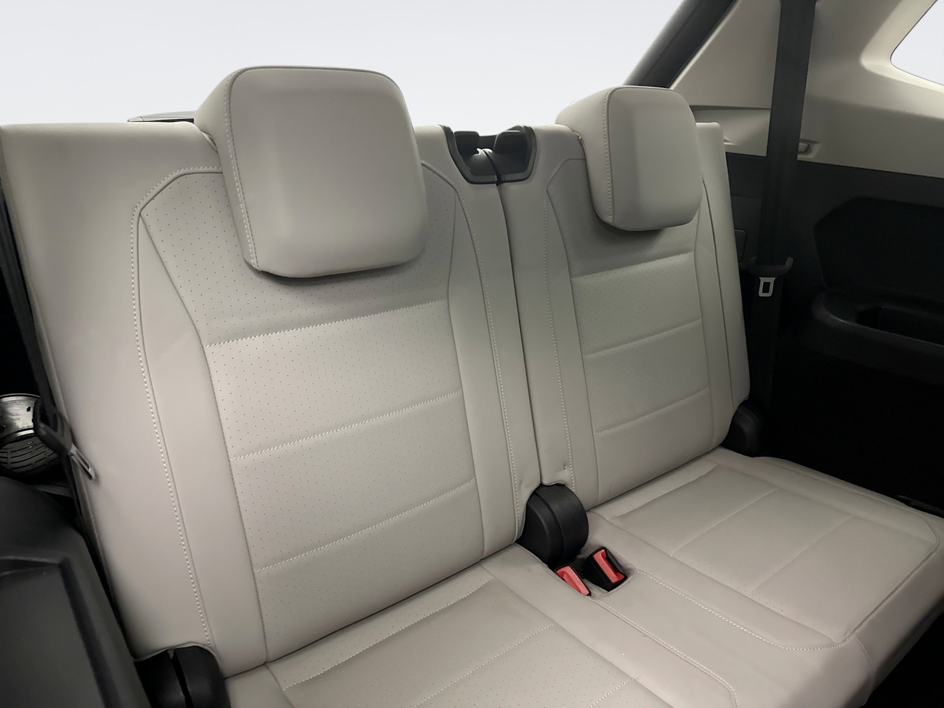 Used 2021 Volkswagen Tiguan SEL image 20