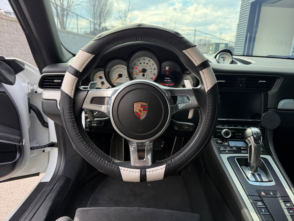 Certified 2015 Porsche 911 GT3 image 15