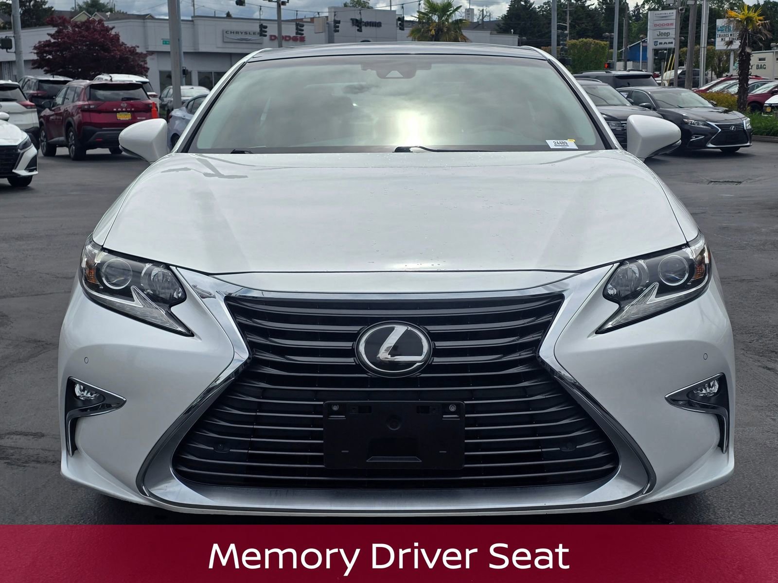 Used 2017 Lexus ES 350 w/ Navigation System Package FWD image 9