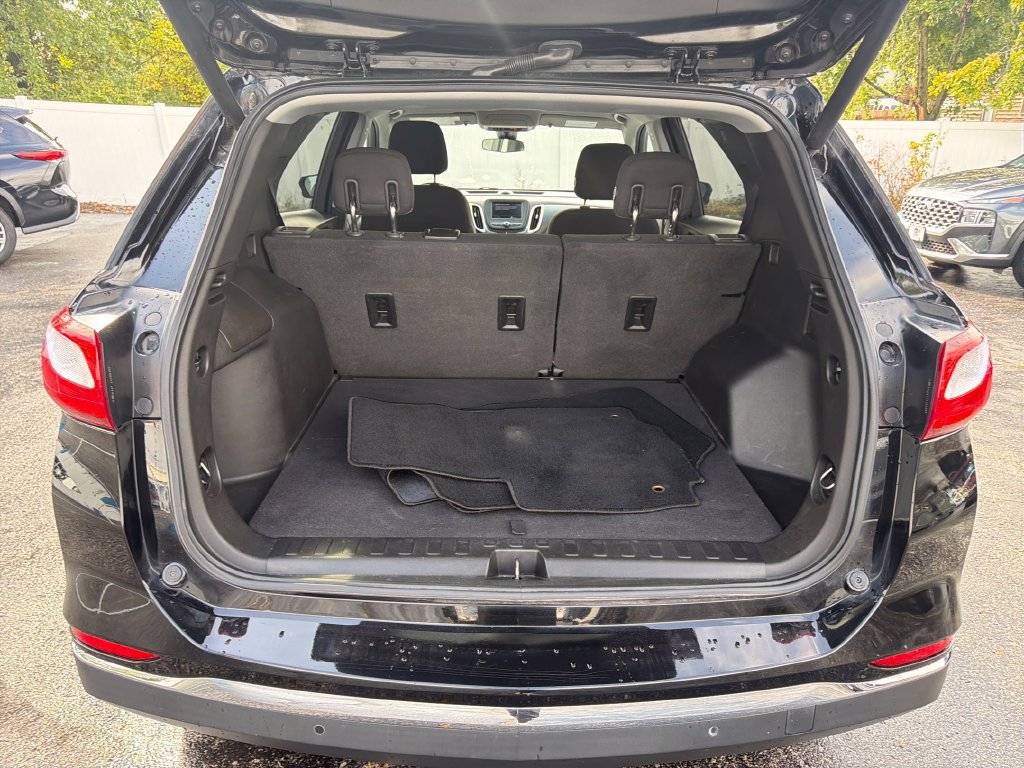 Used 2020 Chevrolet Equinox LT w/ Driver Convenience Package FWD image 28