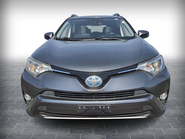 Used 2017 Toyota RAV4 XLE w/ All Weather Liner Package AWD/4WD image 2