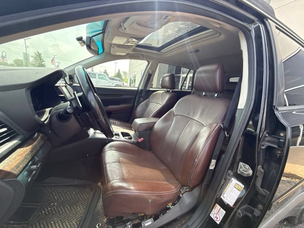 Used 2013 Subaru Outback 3.6R Limited AWD/4WD image 11