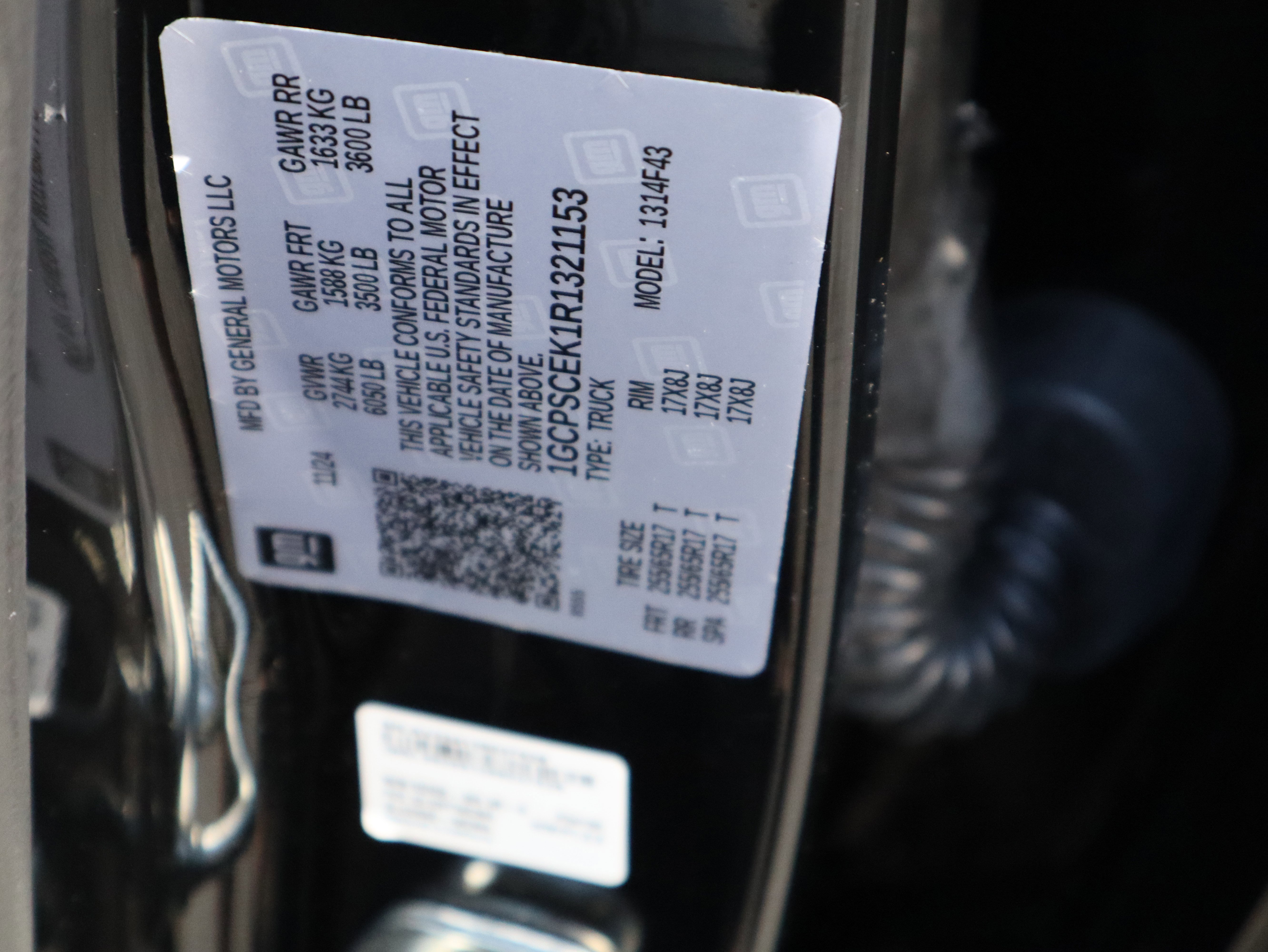 Used 2024 Chevrolet Colorado LT w/ LT Convenience Package III image 41