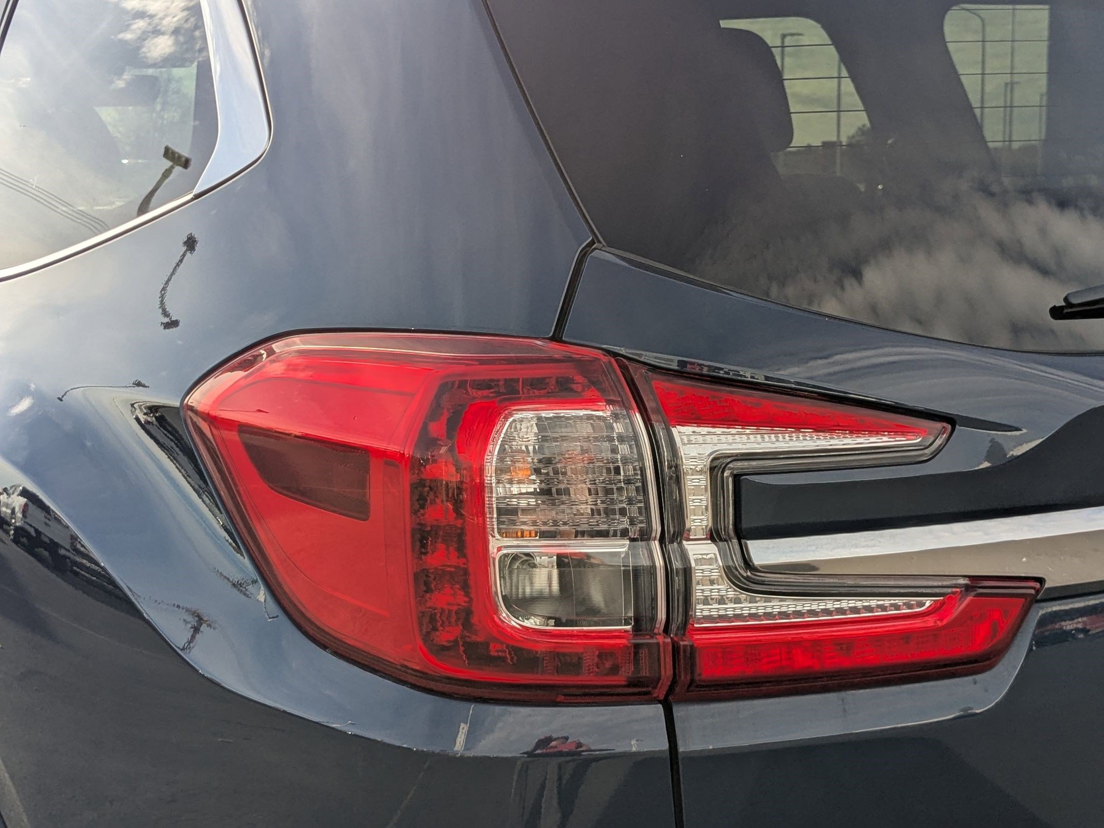 Used 2023 Subaru Ascent Limited w/ Technology Package image 11