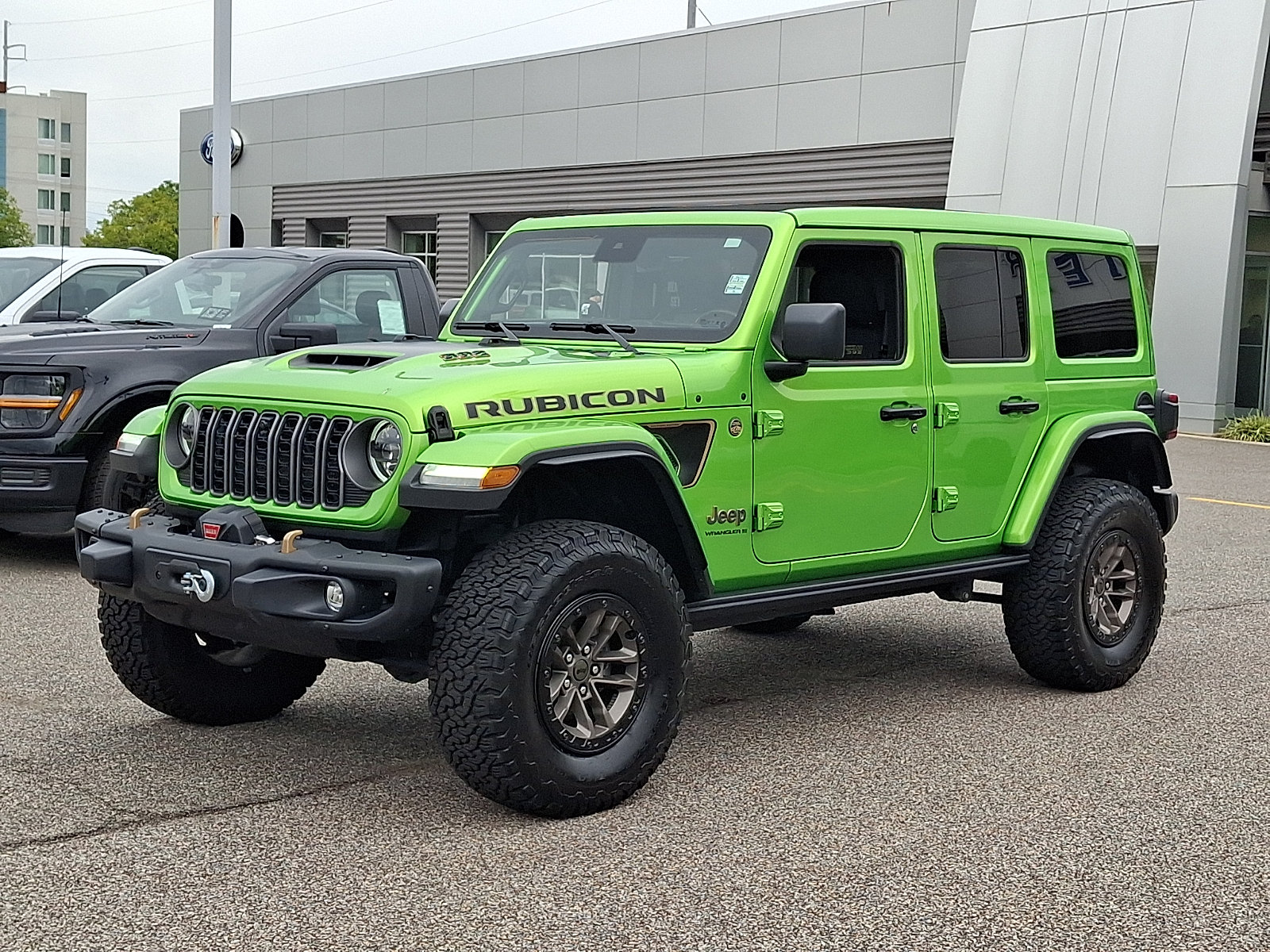 Used 2025 Jeep Wrangler Unlimited Rubicon 392 AWD/4WD image 5