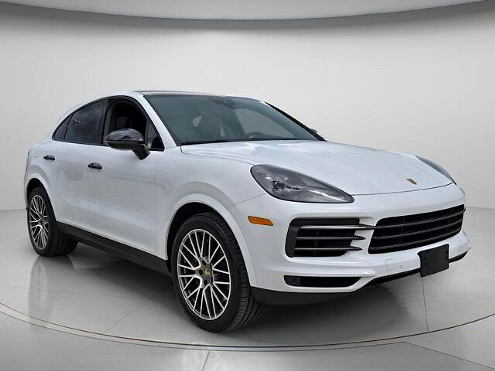 Used 2022 Porsche Cayenne Platinum Edition AWD/4WD image 9